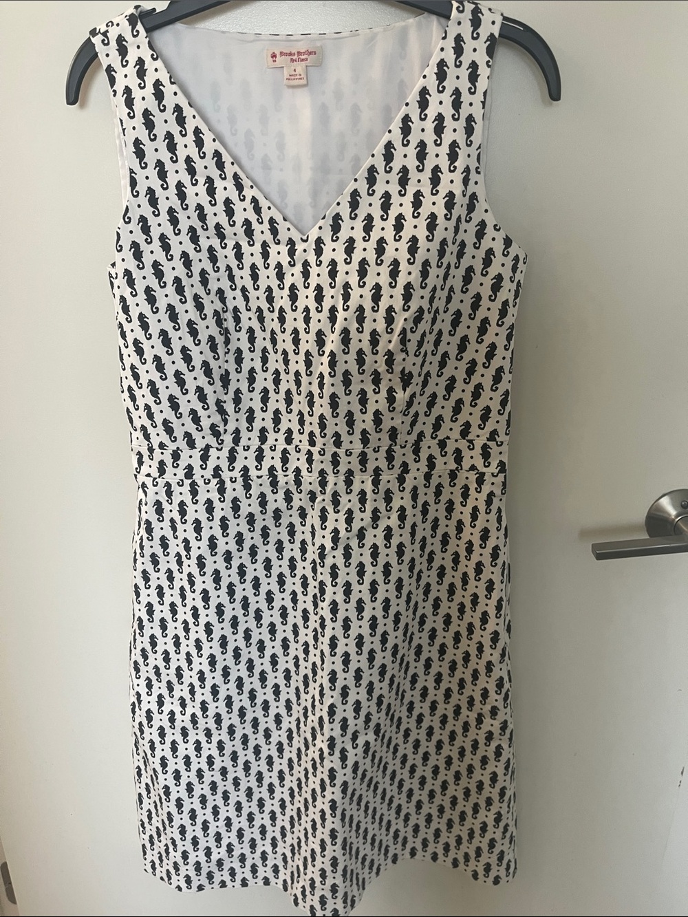 Brooks Brothers White Midi Dress with Black Seahorse Print size 4